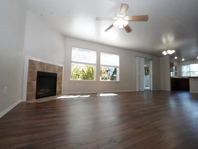 2934 NW 11th Ave — Photo 10