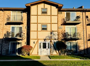 3823 W 123rd St APT 302, Alsip, IL 60803