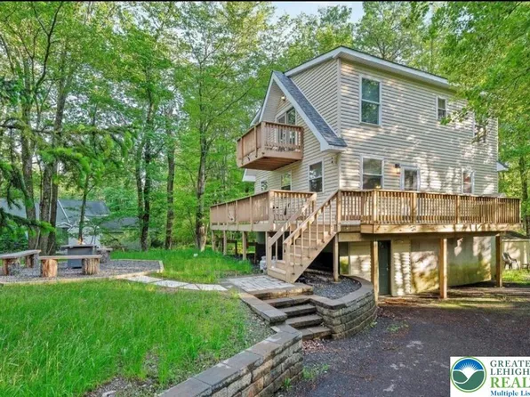 204 Yuma Trl, Pocono Lake, PA 18347