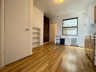 Rented by Best Apartments North Inc