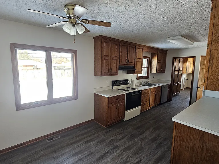 3824 E Diamond Ave — Photo 8