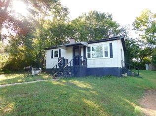 451 Sunnyside Cir, Greer, SC 29651