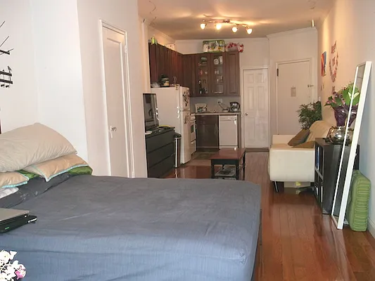 Rented by Maz Group NY | media 22