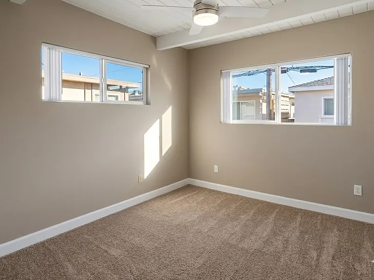 917 Emerald St #917.5 — Photo 5