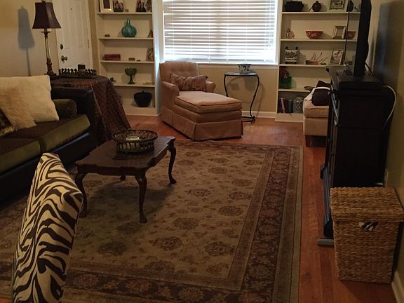 5th image of 737 Ockley Dr