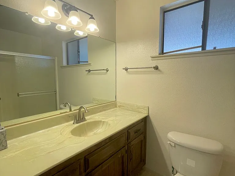 4929 Sparrow Hawk Ln — Photo 14