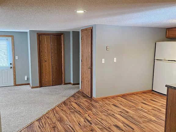 4th image of 1360 Isanti St