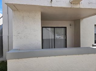 14835 SW 80th St APT 104-6, Miami, FL 33193