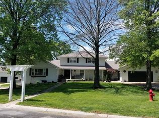 6800 NW Bonnie Ln, Kansas City, MO 64152