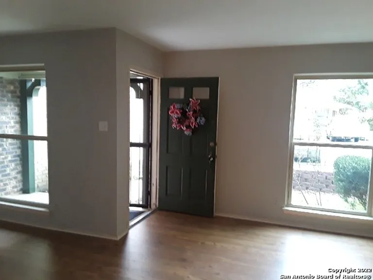 5010 Arbor Ridge Dr — Photo 15