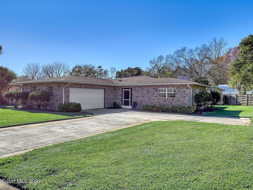 1st image of 4210 Grovewood Ln