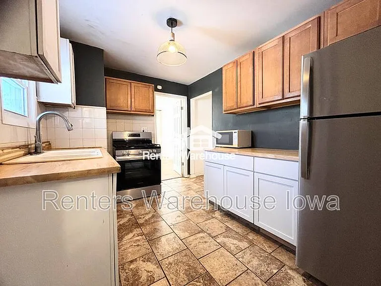 1171 21st St #1 — Photo 11