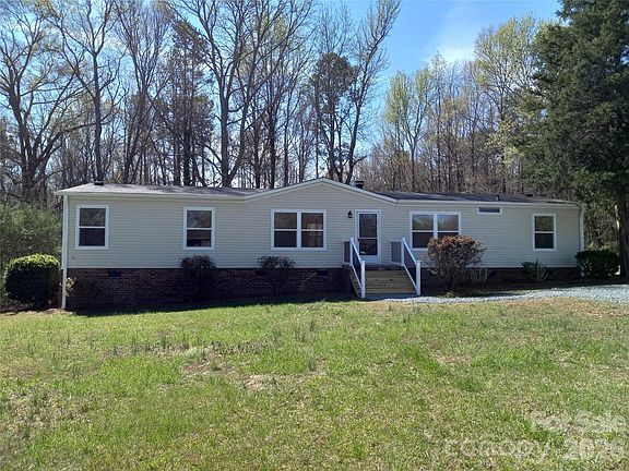 2nd image of 831 W Unionville Indian Trail Rd