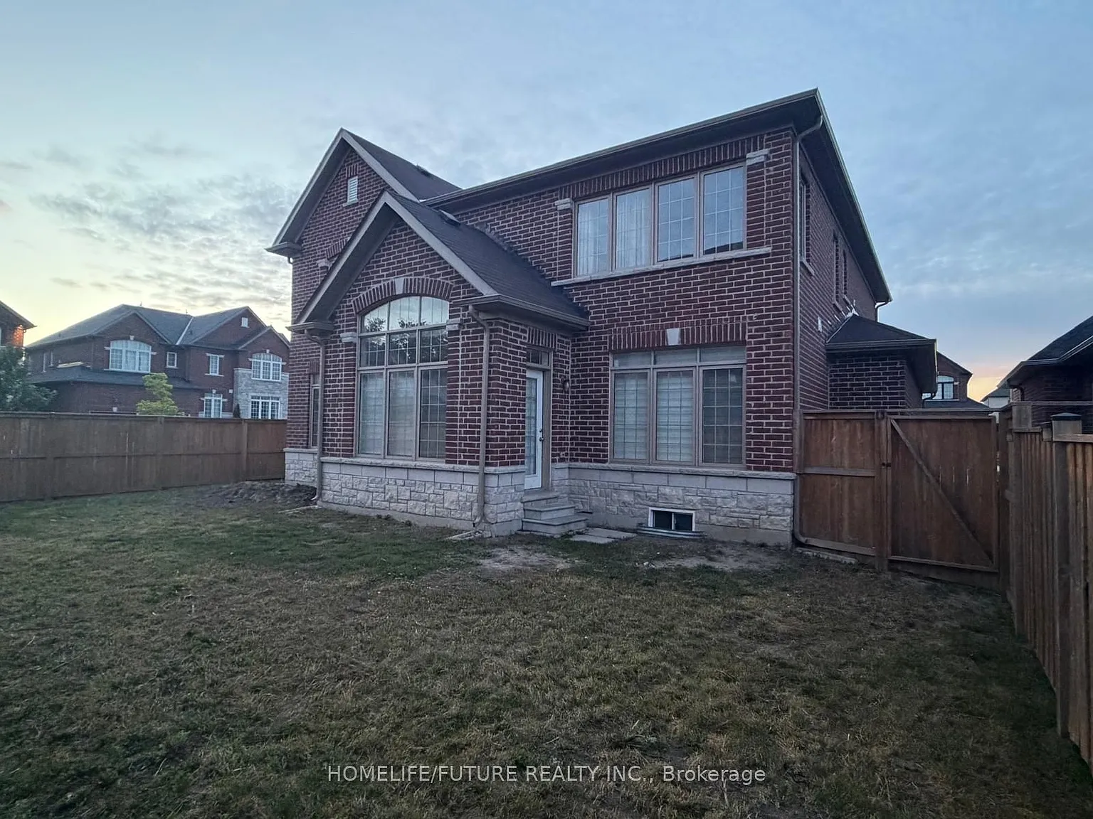 4 bed, $3,600 — Photo 4