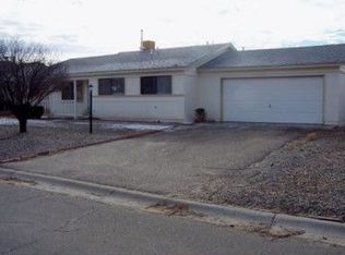 523 Apache Ave NW, Albuquerque, NM 87102