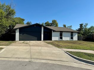 3405 Shea Ct, Arlington, TX 76014