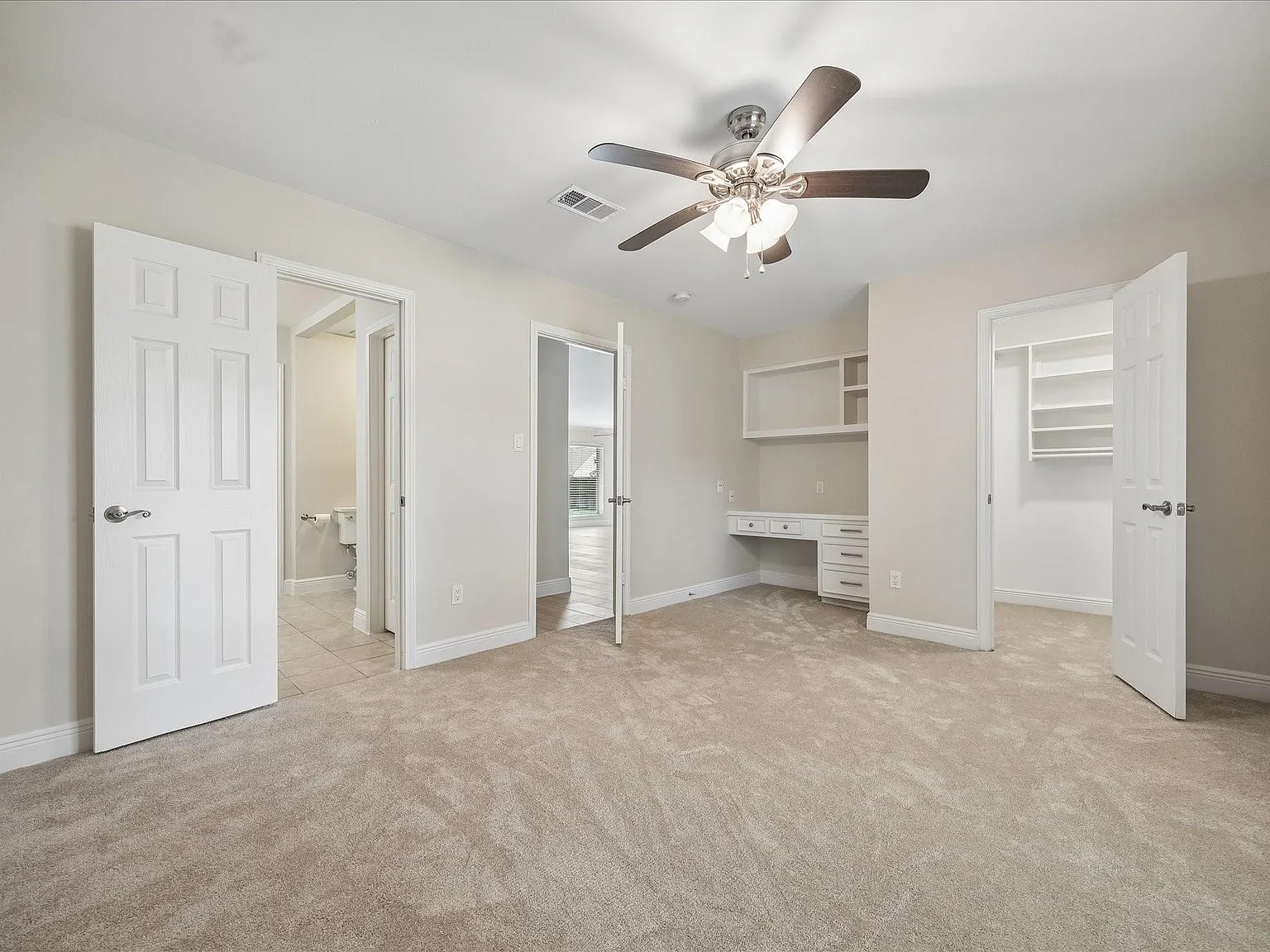 3 bed, 2.0 bath, 1881 sqft, $2,750 — Photo 4