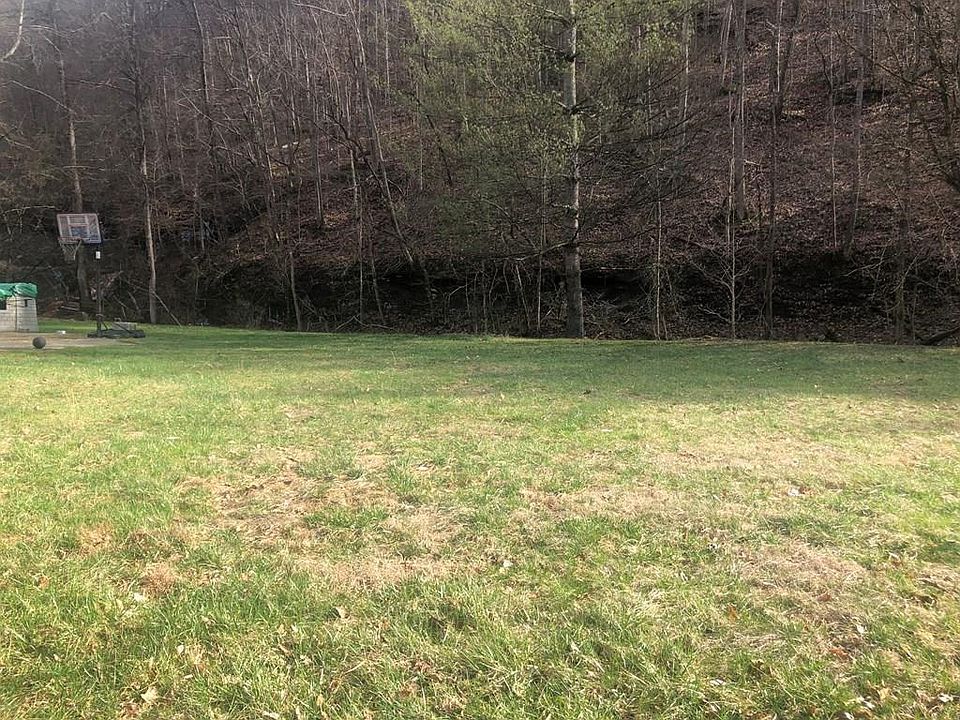 2nd image of 10712 Bent Branch Rd
