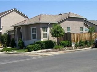 646 W Casanova Ln, Clovis, CA