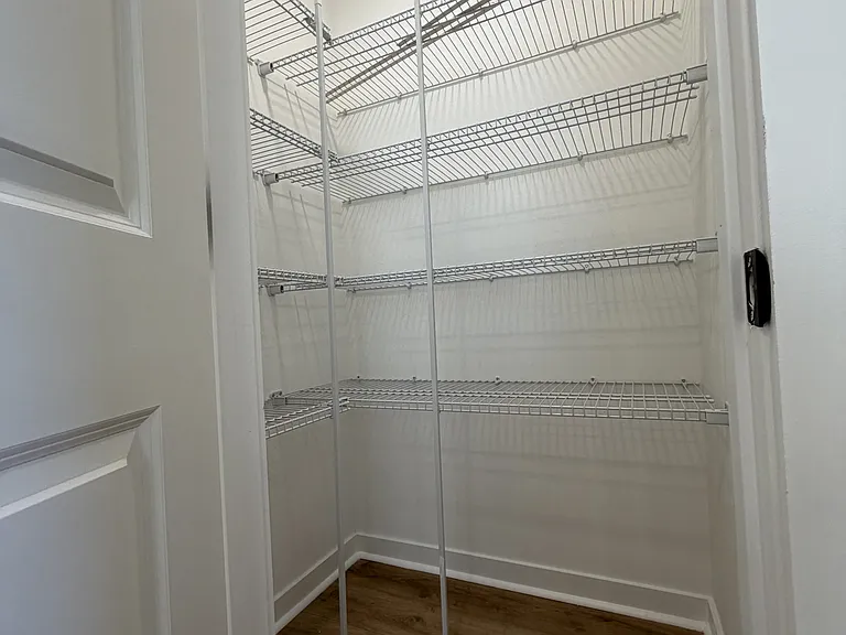 71 Woodsdale Pl SE — Photo 11