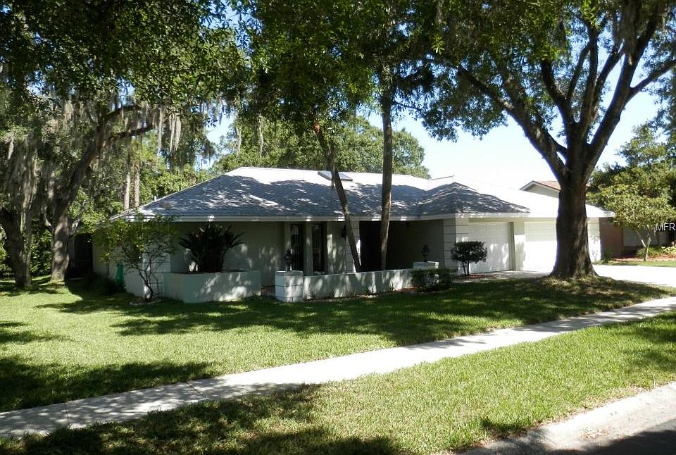 1st image of 3102 Edgemoor Dr