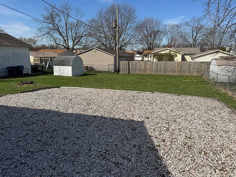 2319 Pinehurst Dr — Photo 22