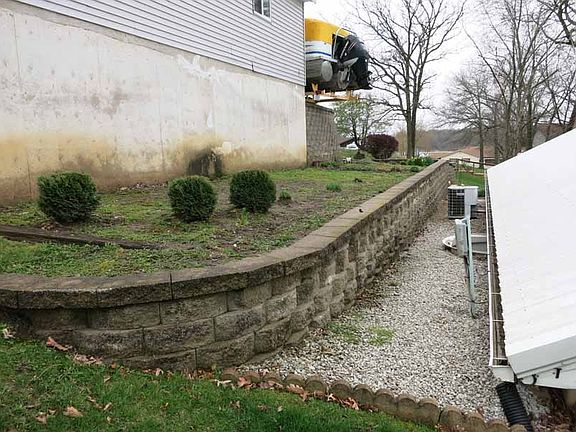 3rd image of 14000 Flicker Ln