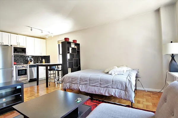 Rented by JK Dansar Corp | media 5