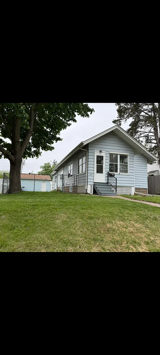 Building Photo - 2312 N Howell St