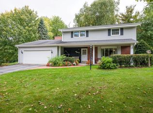 W209N10544 Oak Ln, Germantown, WI 53022