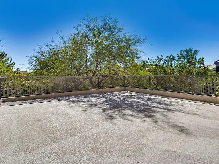 628 Edgebrook Dr — Photo 48