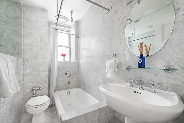 Sold by REAL New York | media 23