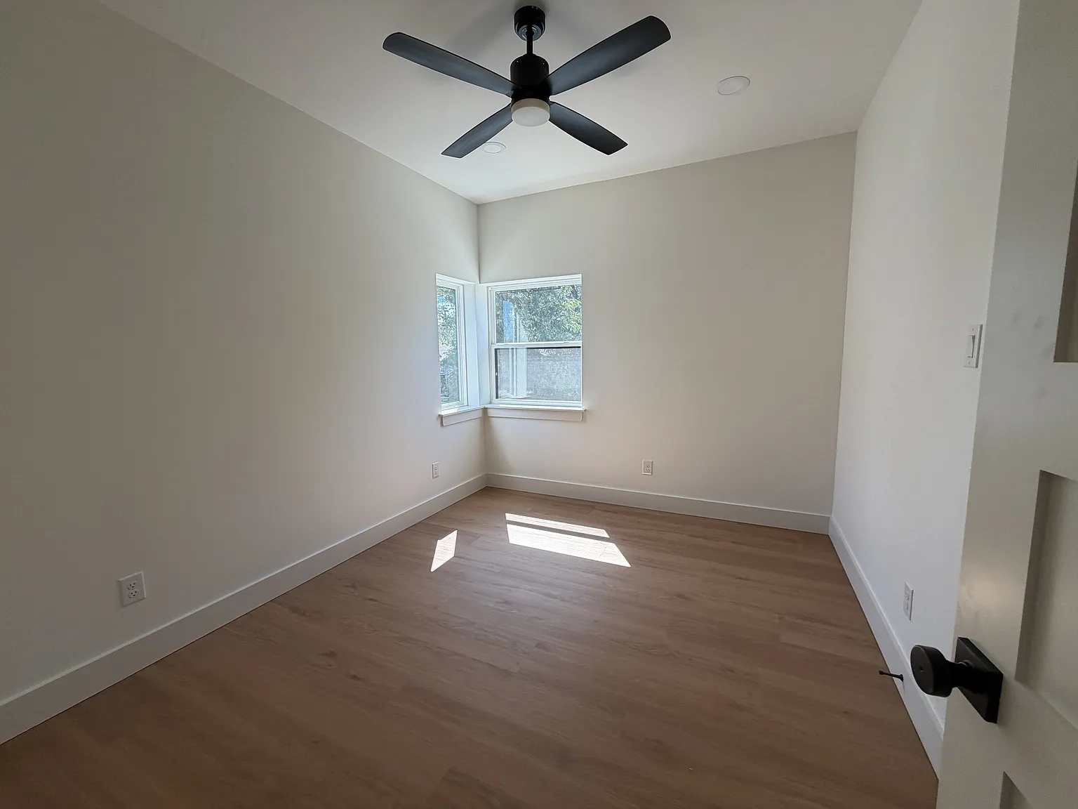 11th Street - 2306 — Photo 2