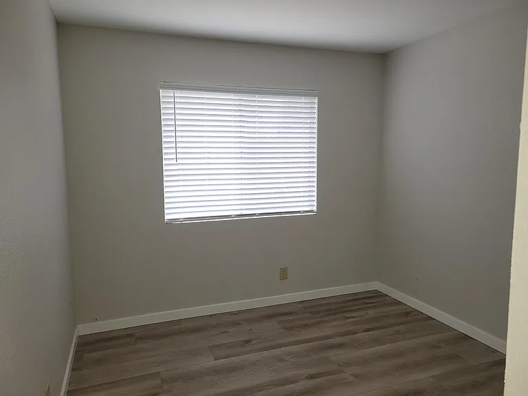 28681 Calle Del Lago #D — Photo 7