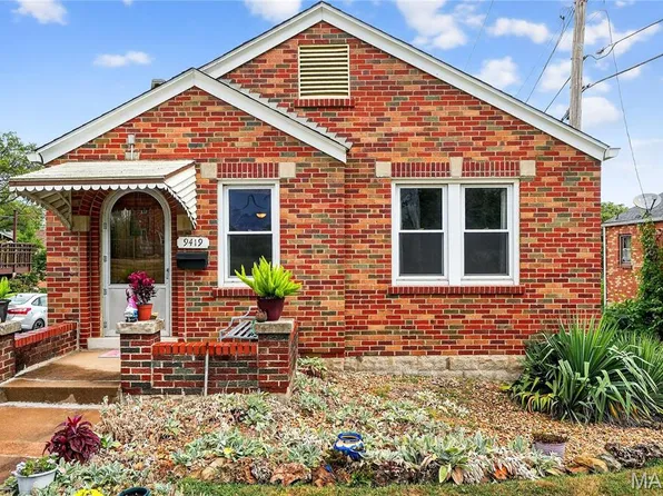 9419 Daisy Ln, Saint Louis, MO 63123