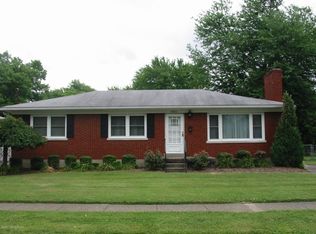 4311 Estate Dr, Louisville, KY 40216