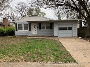 5519 SW 27th Ter, Topeka, KS 66614