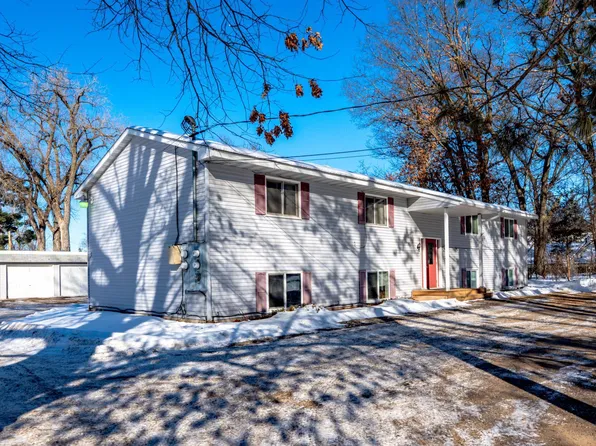 5530 267th St, Wyoming, MN 55092