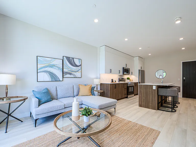30 Queensland Rd — Photo 12