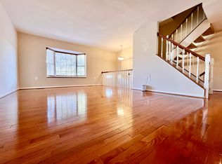 9894 Burke Pond Ct #1, Burke, VA 22015