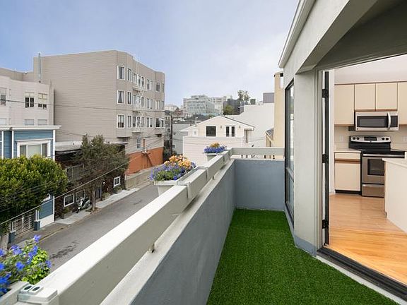 5th image of 65 Perine Pl