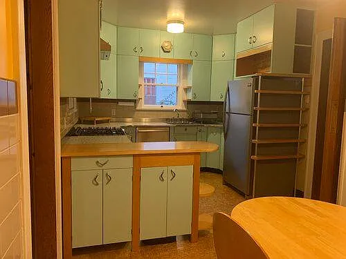 705 S Fess Ave — Photo 7
