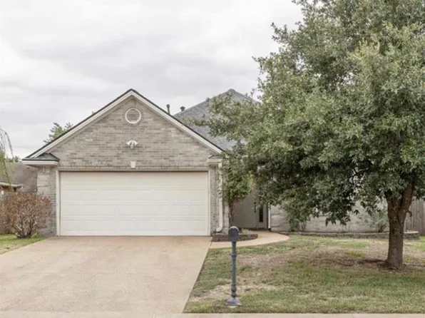 3818 Dresden Ln, College Station, TX 77845