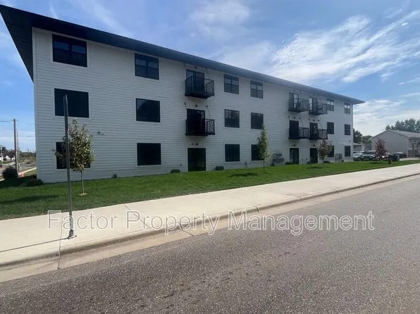 1300 Warren St Unit 303, Mankato, MN 56001