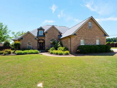 25166 Castlebury Dr, Athens, AL, 35613