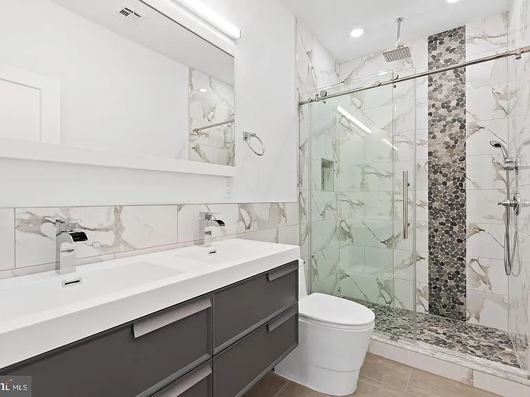 1335 N Franklin St #2 — Photo 10