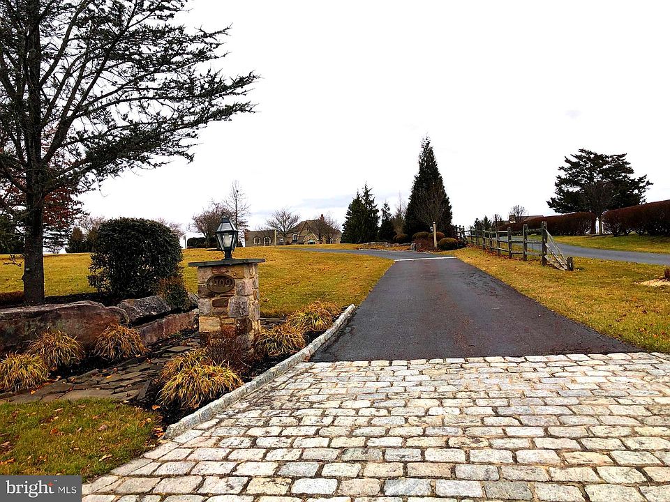 1109 Deer Run Rd, Ottsville, PA 18942 MLS PABU2042062 Zillow