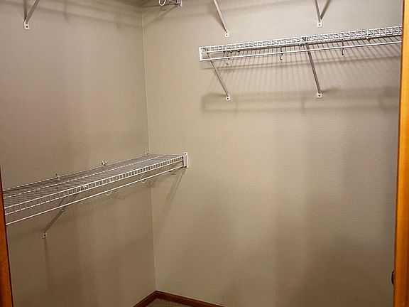 4th image of 2174 Bender Park Blvd #A