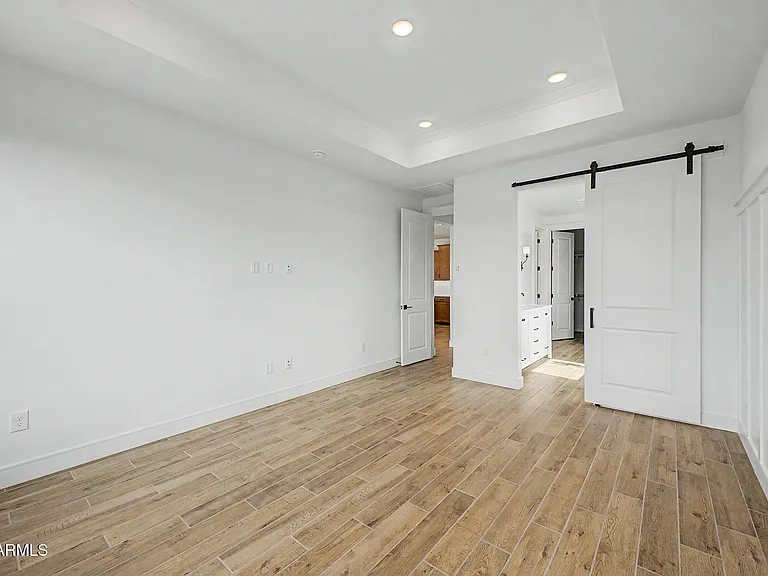 1131 E Yellowstone Pl — Photo 10