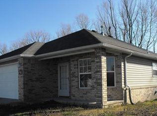 821 SE East Ct, Bentonville, AR 72712